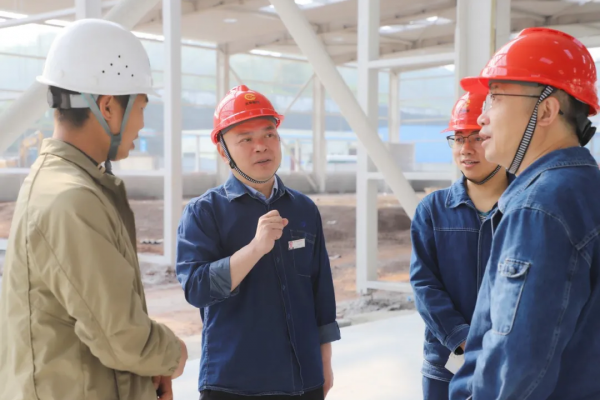 集團領導帶隊開展安全檢查 壓實責任守護生產(chǎn)安全